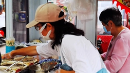 這碗街邊涼皮，藏著(zhù)你我不知道的酸和甜&hellip;&hellip;