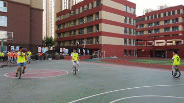 這所小學(xué)的&ldquo;獨輪車(chē)+&rdquo;課程，是孩子的健康快樂(lè )源泉