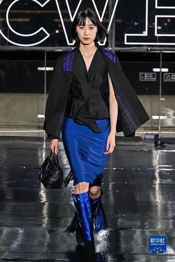 （經(jīng)濟）（7）第十二屆上海高定周舉行開(kāi)幕秀