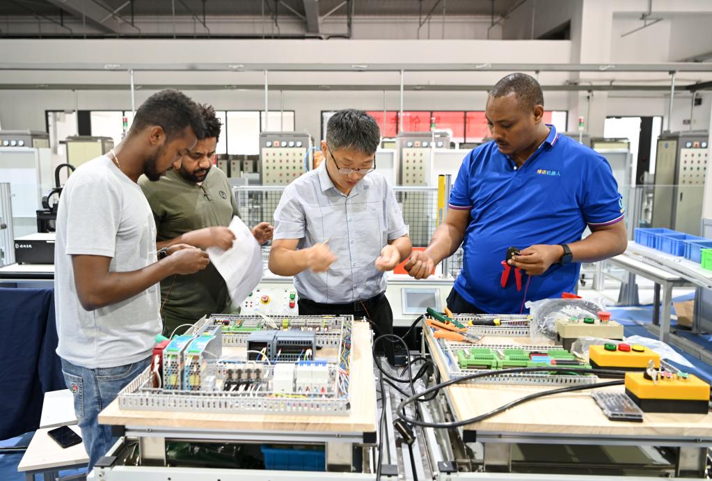 非洲留學(xué)生在華求取&ldquo;職教經(jīng)&rdquo;