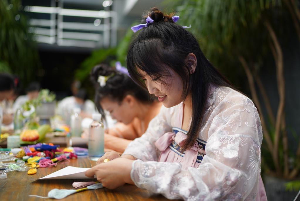 古風(fēng)古韻迎中秋