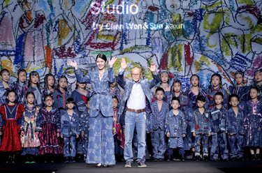 “CHENWEN Studio·陳聞”牛仔親子裝發(fā)布會(huì )在京舉行