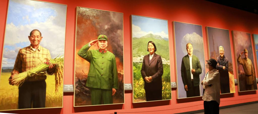 &ldquo;筑夢(mèng)&mdash;&mdash;我們的新時(shí)代美術(shù)攝影作品展&rdquo;開(kāi)幕