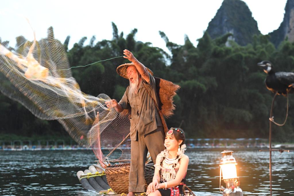 奮進(jìn)新征程 建功新時(shí)代&middot;非凡十年丨百里漓江百里畫(huà)