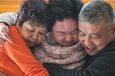 十年愛(ài)心匯聚，只為喚醒你