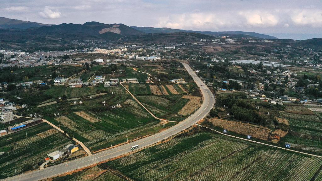 貴州威寧：開(kāi)通鄉鎮公交 便捷群眾出行