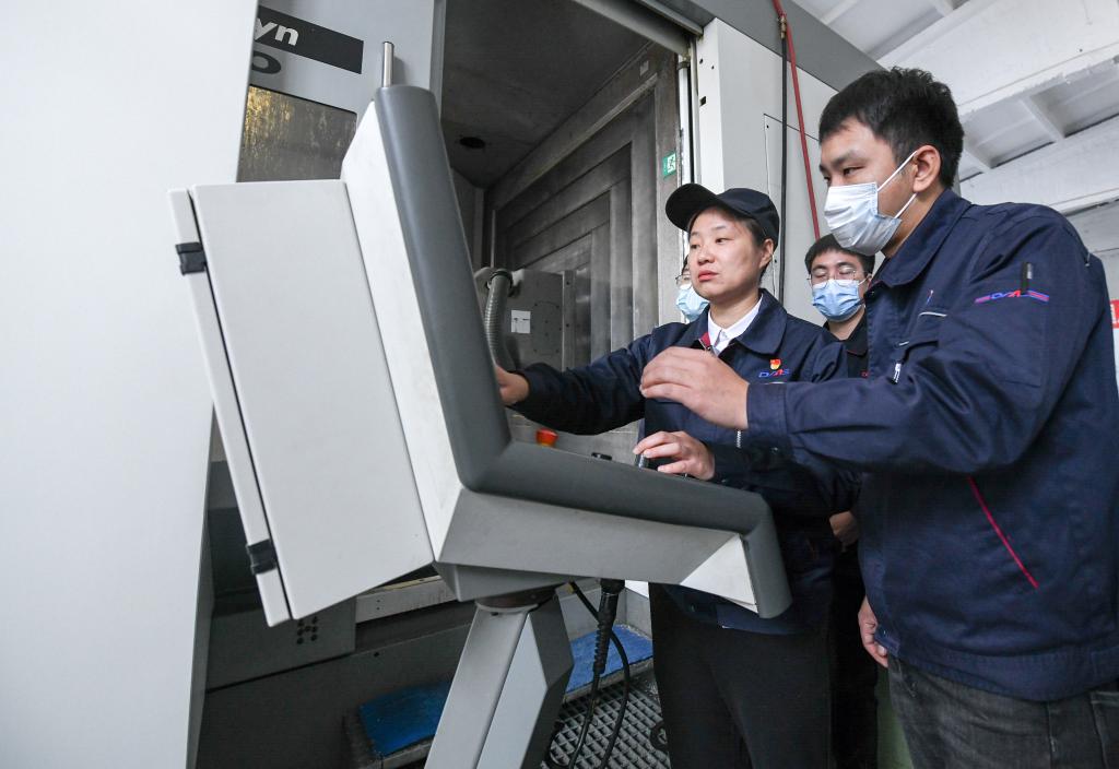 新華全媒+&middot;二十大代表在基層丨苗秀：為國家制造業(yè)發(fā)展輸送業(yè)務(wù)精湛的高技能勞動(dòng)者