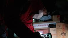 新華全媒+丨京外支援、夜間派送，疏通北京快遞堵點(diǎn)