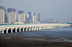 青蘭高速改擴建跨海特大橋建成通車(chē)