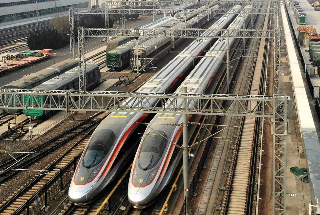 中車(chē)四方開(kāi)年首批&ldquo;復興號&rdquo;動(dòng)車(chē)組開(kāi)始交付