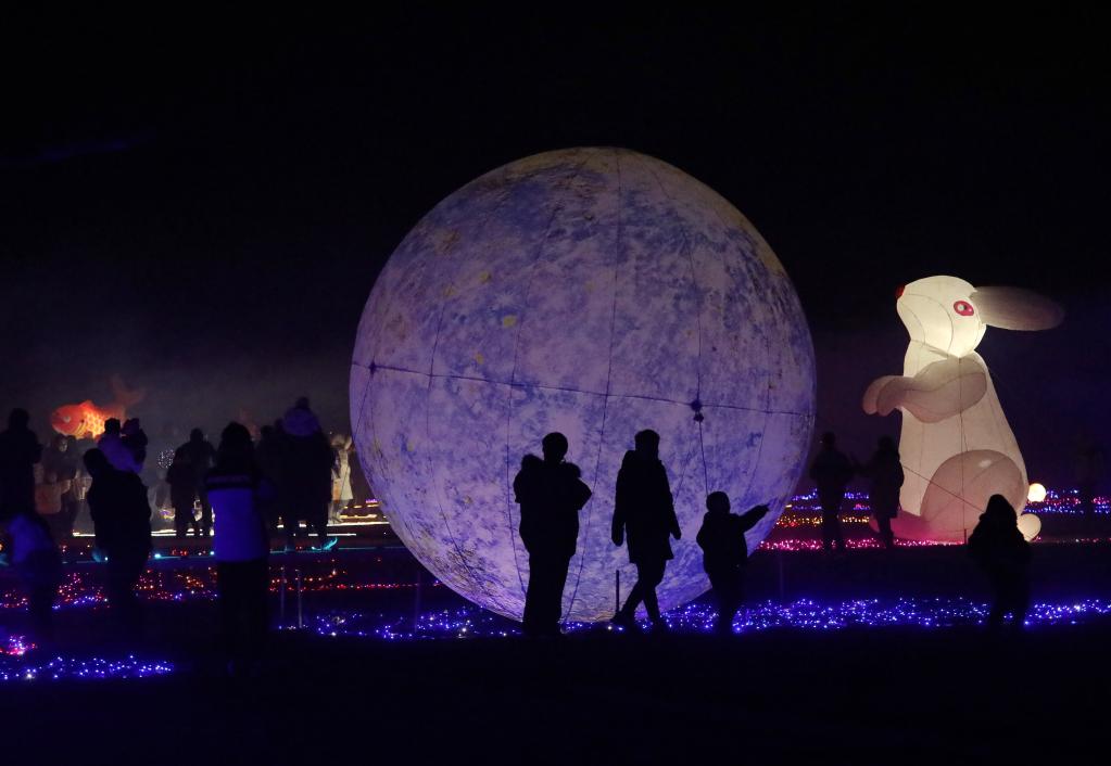 新春走基層丨河北晉州:鄉村“夜經(jīng)濟” 點(diǎn)燃新春“煙火氣”