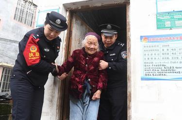 愛(ài)心傳承半世紀 警民情暖元宵節