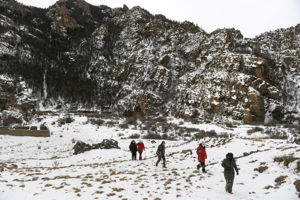 賀蘭山中的野生動(dòng)植物保護者