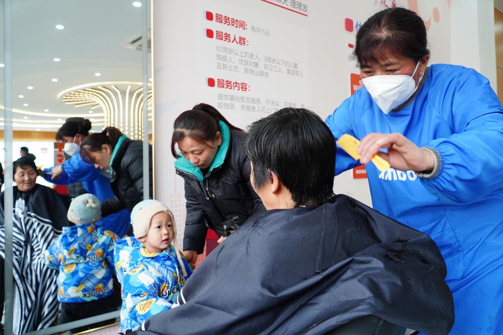 山東成武：舉辦公益大集 引導&ldquo;小修小補&rdquo;規范有序入小區