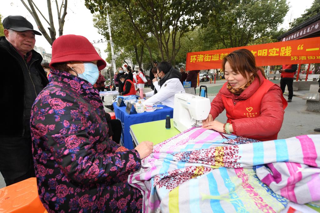 &ldquo;一元&rdquo;服務(wù)站：著(zhù)眼細微辦實(shí)事