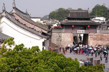 安徽黃山：門(mén)票&ldquo;免減優(yōu)&rdquo;助力文旅產(chǎn)業(yè)復蘇