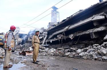 巴基斯坦卡拉奇一工廠(chǎng)發(fā)生火災