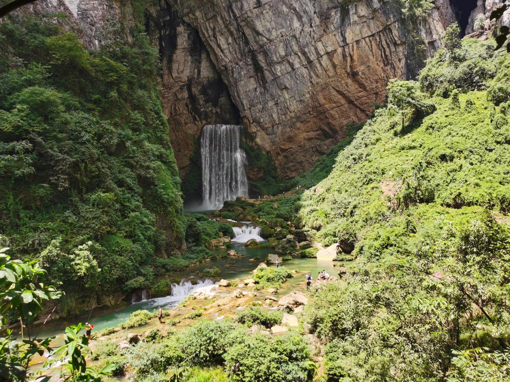 &ldquo;仙境&rdquo;可能成險境：網(wǎng)紅&ldquo;野景點(diǎn)&rdquo;風(fēng)險需警惕
