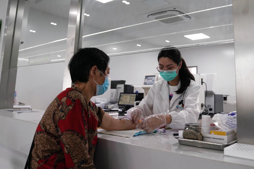 高質(zhì)量發(fā)展調研行丨江蘇鎮江：強化社區衛生服務(wù)能力造福群眾