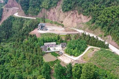 四生&middot;兩師&middot;一學(xué)校