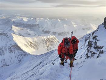 鏡觀(guān)中國&middot;新華社國內新聞?wù)掌恢芫x