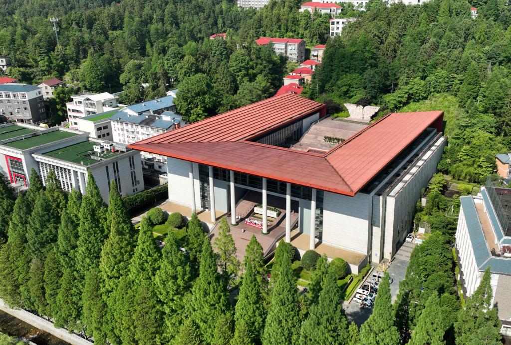 天空之眼瞰井岡山：飛&ldquo;閱&rdquo;井岡山