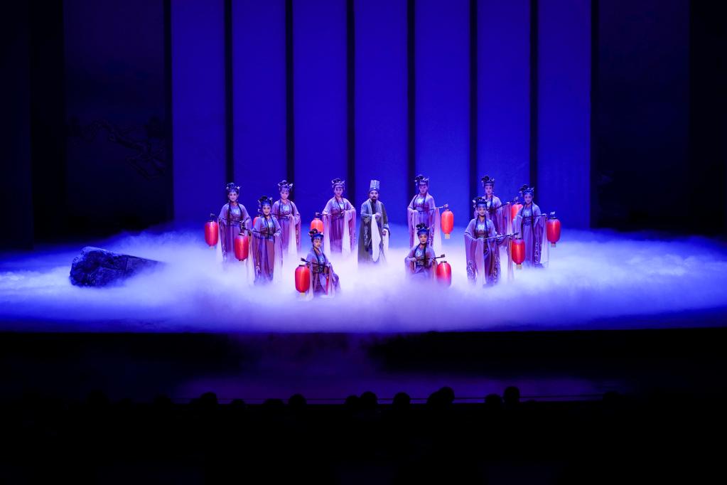 原創(chuàng  )黃梅戲《第一山》在江蘇南京上演