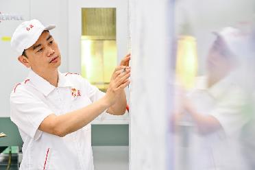 在汽車(chē)強國路上創(chuàng  )新前行的&ldquo;汽車(chē)人&rdquo;