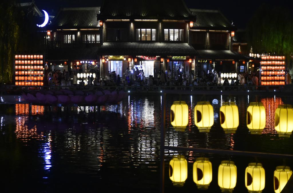 河南洛陽(yáng)：古都&ldquo;體驗游&rdquo; 活力&ldquo;夜經(jīng)濟&rdquo;