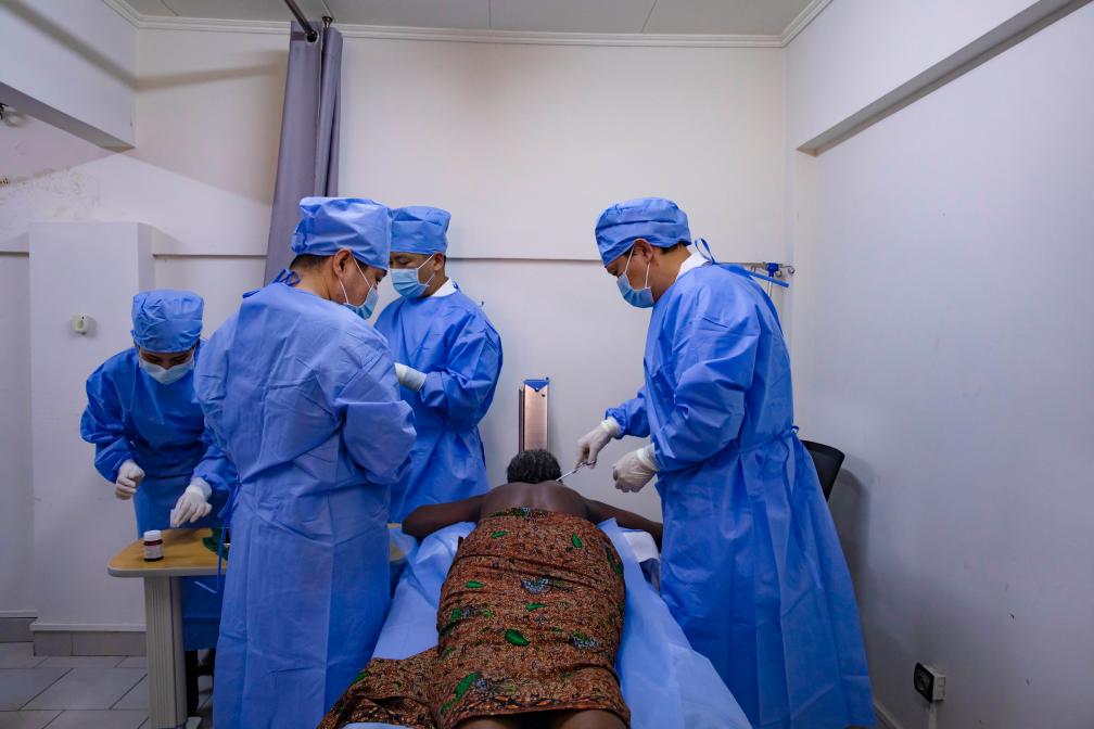 中國海軍第43批護航編隊圓滿(mǎn)結束對剛果（布）友好訪(fǎng)問(wèn)