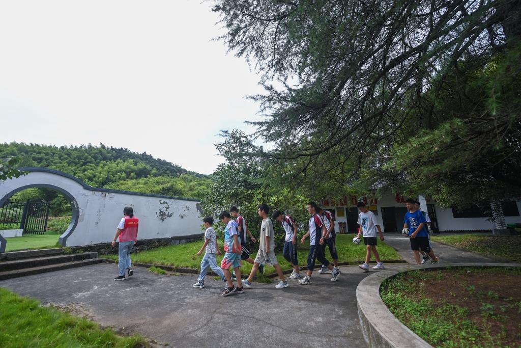 鄉村&ldquo;春泥計劃&rdquo;暑托班點(diǎn)亮小候鳥(niǎo)假期生活