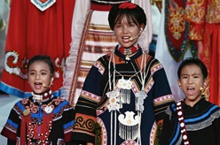 新華全媒+丨大涼山的歌聲，唱響開(kāi)幕式