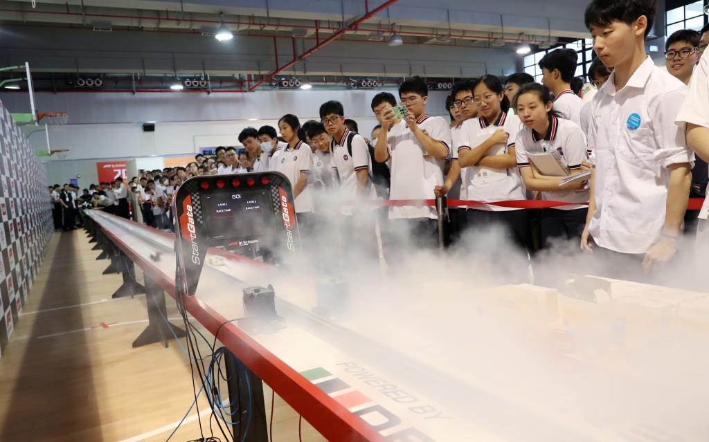 上海：暑期科創(chuàng  )科普進(jìn)校園