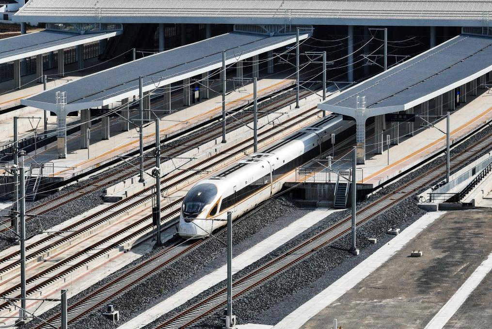 滬寧沿江高鐵進(jìn)入滿(mǎn)圖試運行階段