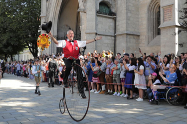 第188屆慕尼黑啤酒節開(kāi)幕