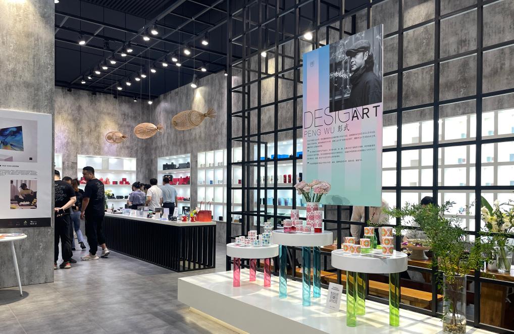 新文創(chuàng  )推動(dòng)中國陶瓷&ldquo;上新出圈&rdquo;