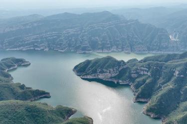 新時(shí)代中國調研行&middot;黃河篇丨黃河三峽 秋景如畫(huà)