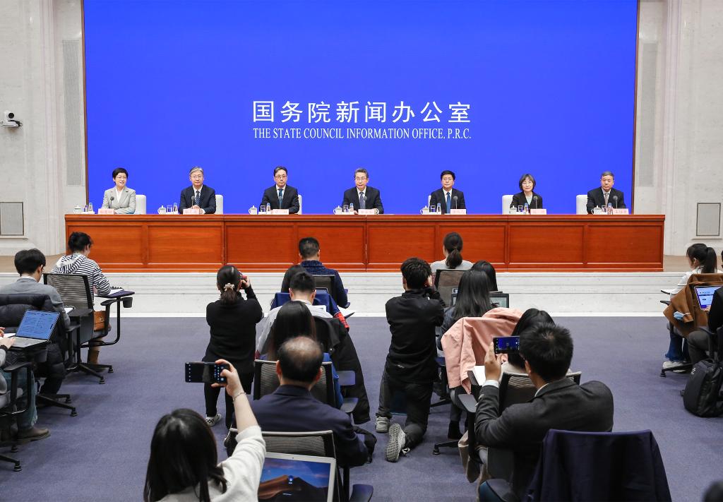 國新辦舉行加快推進(jìn)知識產(chǎn)權強國建設、有效支撐創(chuàng  )新驅動(dòng)發(fā)展 國務(wù)院政策例行吹風(fēng)會(huì )