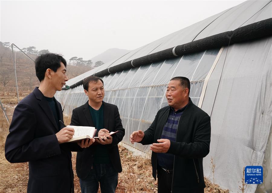 （新華全媒頭條&middot;圖文互動(dòng)）（2）堅定執著(zhù)打好黨風(fēng)廉政建設和反腐敗斗爭攻堅戰持久戰&mdash;&mdash;從十九屆中央紀委六次全會(huì )看全面從嚴治黨向縱深推進(jìn)