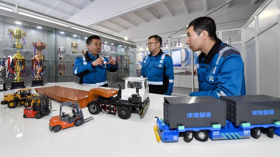 成衛東：讓一線(xiàn)產(chǎn)業(yè)工人成為制造強國貢獻者