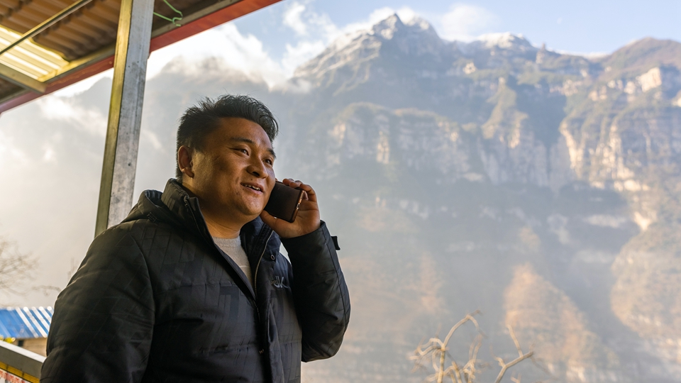 鄭望春：做&ldquo;天梯村&rdquo;的致富領(lǐng)路人