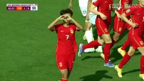 超暖！王霜亞洲杯&ldquo;比心&rdquo;動(dòng)作竟是送給&hellip;&hellip;