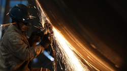 戰疫情保生產(chǎn) 企業(yè)按下生產(chǎn)&ldquo;快進(jìn)鍵&rdquo;