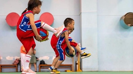 必須流汗！會(huì )打比賽！我國中小學(xué)體育課今秋大變樣