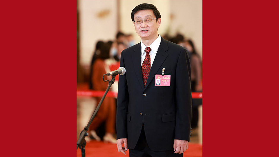 吳燕生代表接受采訪(fǎng)