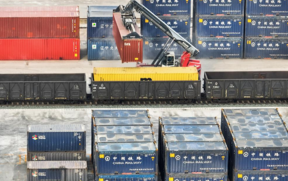 &ldquo;出?？?rdquo;通到&ldquo;家門(mén)口&rdquo;&mdash;&mdash;山東依托內陸港助力外向型經(jīng)濟發(fā)展