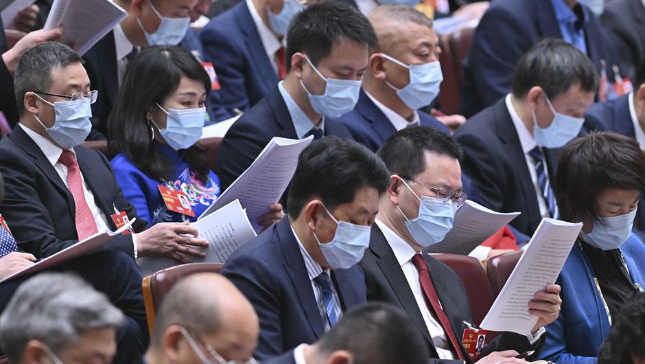 十四屆全國人大一次會(huì )議在京開(kāi)幕