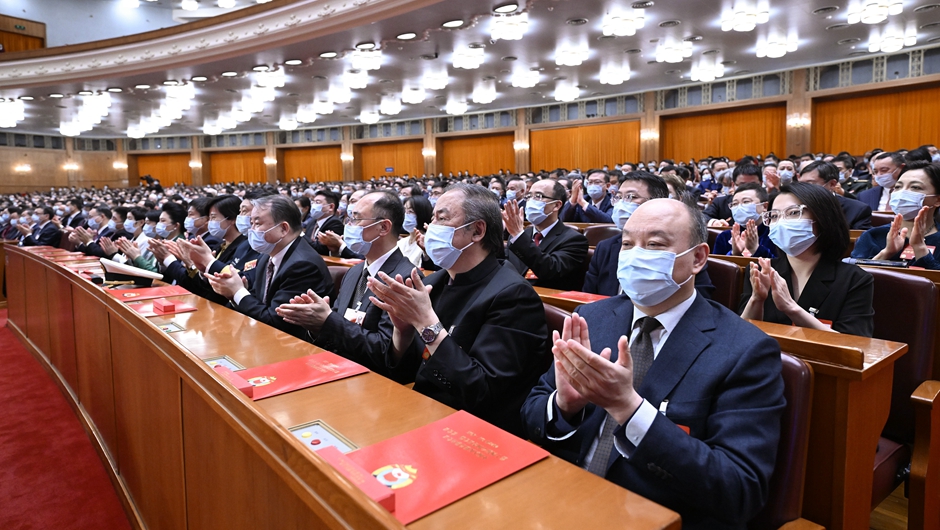 全國政協(xié)十四屆一次會(huì )議舉行第三次全體會(huì )議