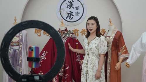 山東曹縣：聚力發(fā)展漢服產(chǎn)業(yè) 助力鄉村振興