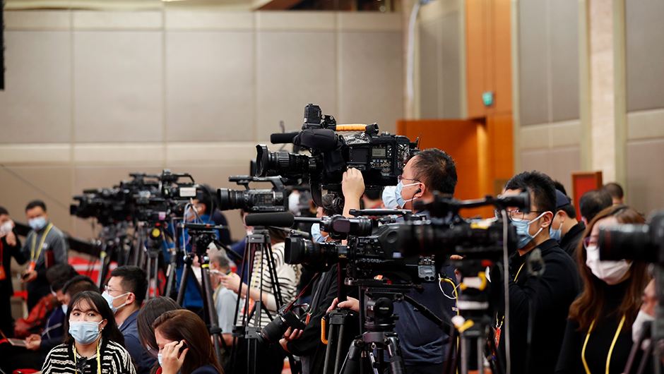 現場(chǎng)記者